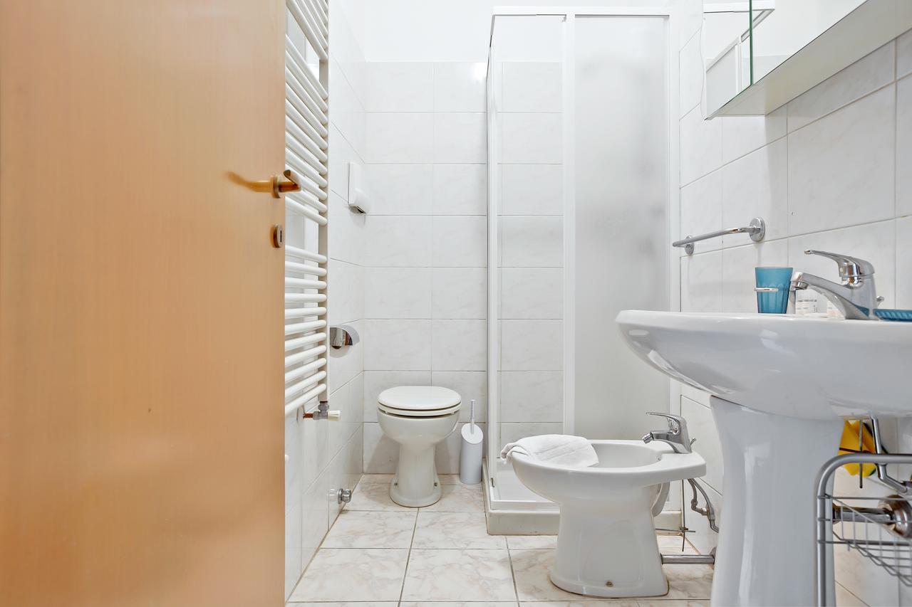 Cenisio Brilliant Flat Apartment Milan Exterior photo