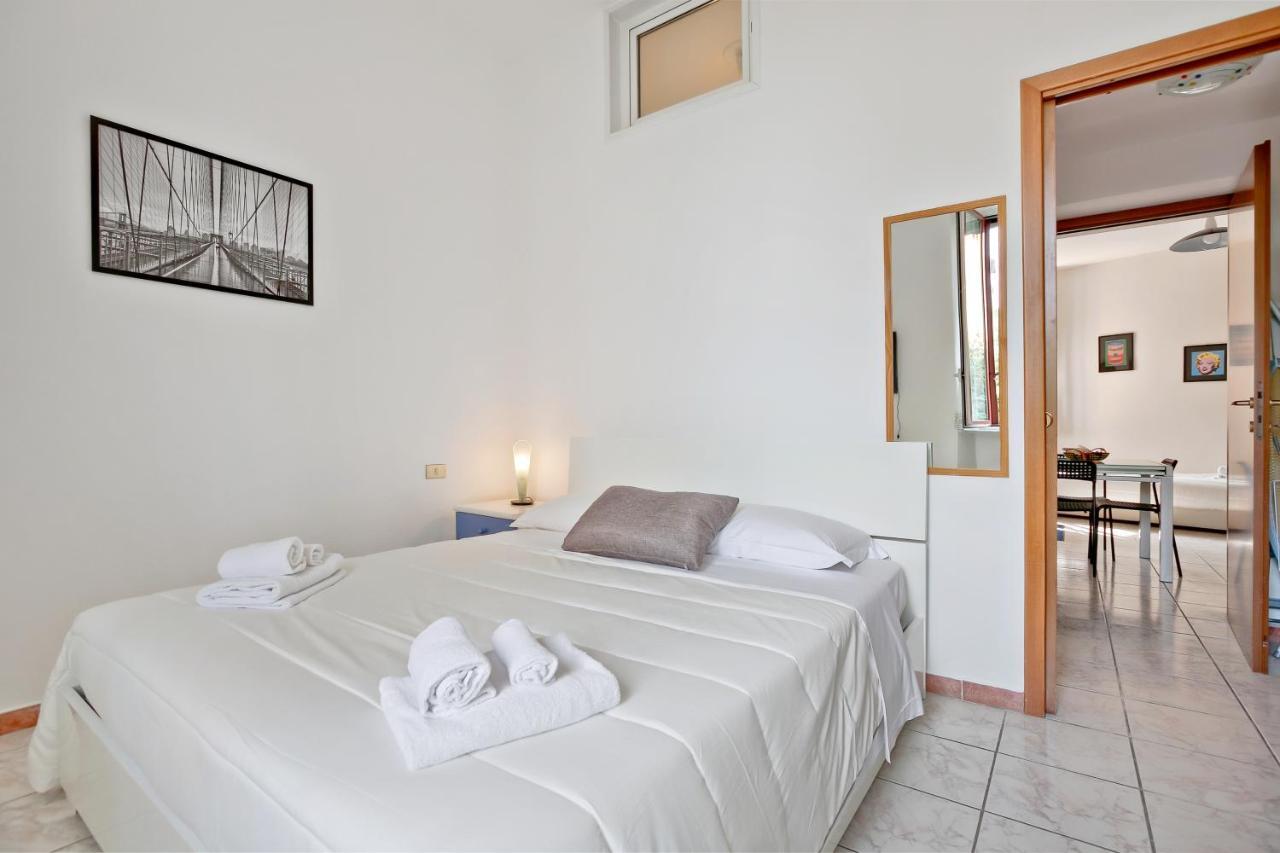 Cenisio Brilliant Flat Apartment Milan Exterior photo